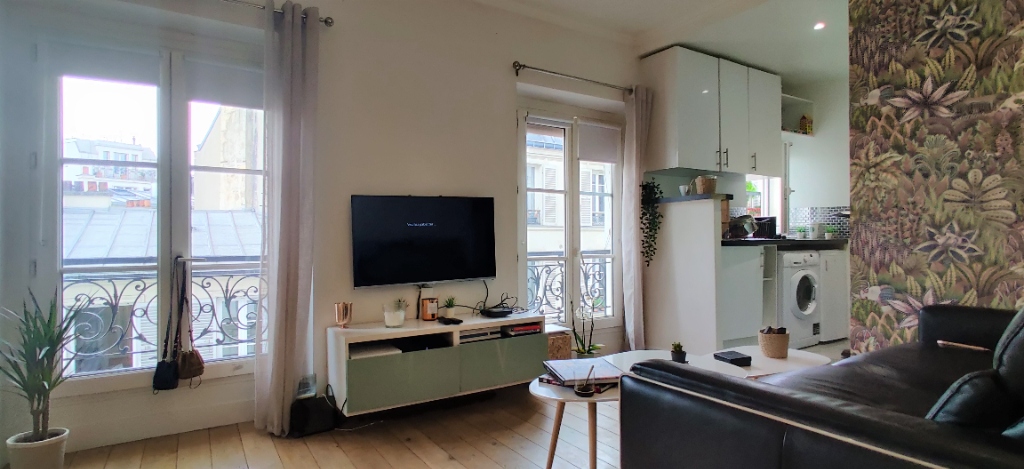 Appartement Paris 1 pièce(s) 20.52 m2 1