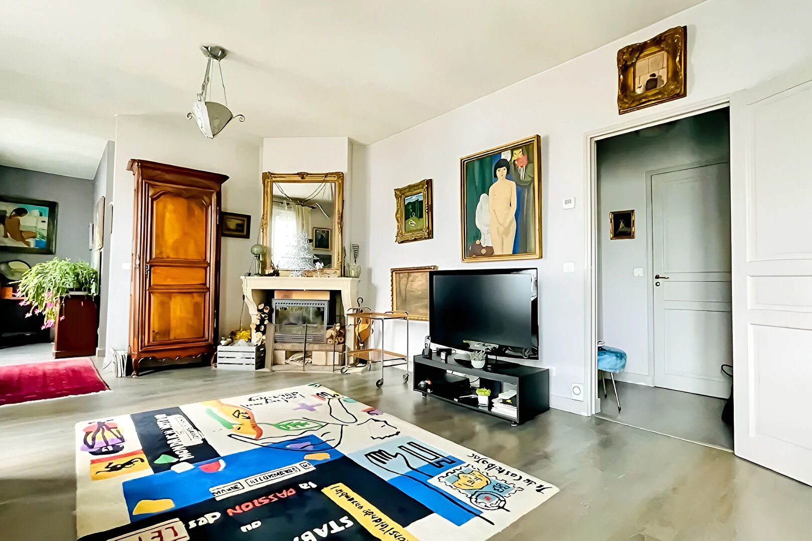 Magnifique appartement avec vue dégagée, en 2ème et dernier étage, au pied du Sacré-Coeur ! 5