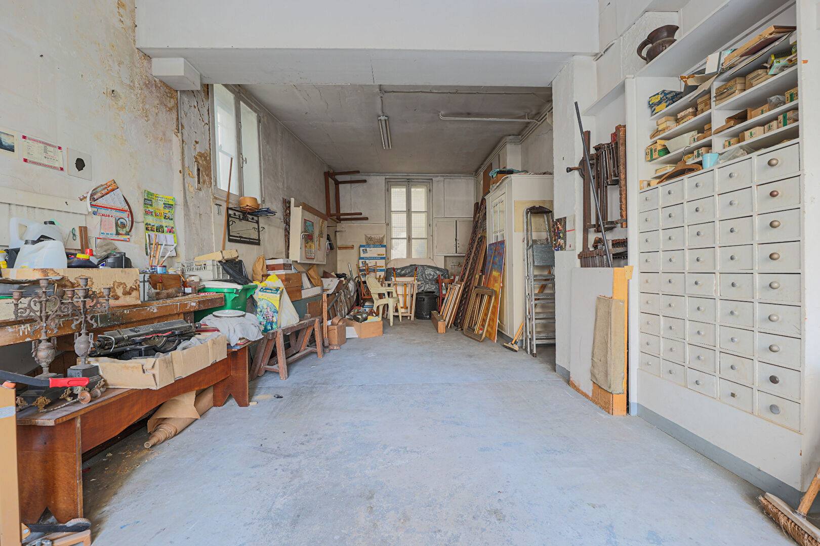 Rare à Montmartre : Spacieux local commercial de 107,13 m² avec 3 vastes caves ! 12