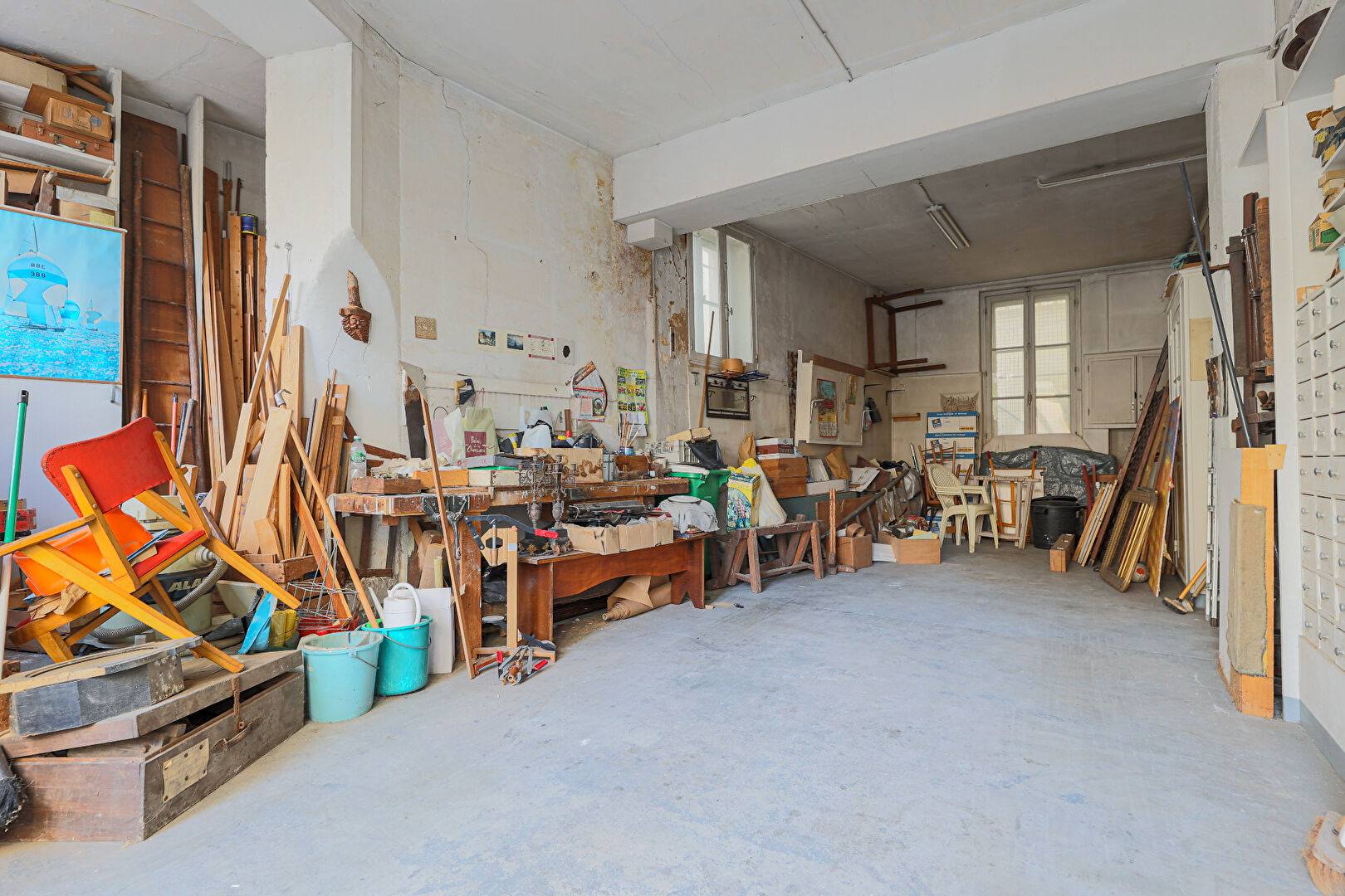 Maison rare à Montmartre : local commercial et appartement avec terrasse ! 10