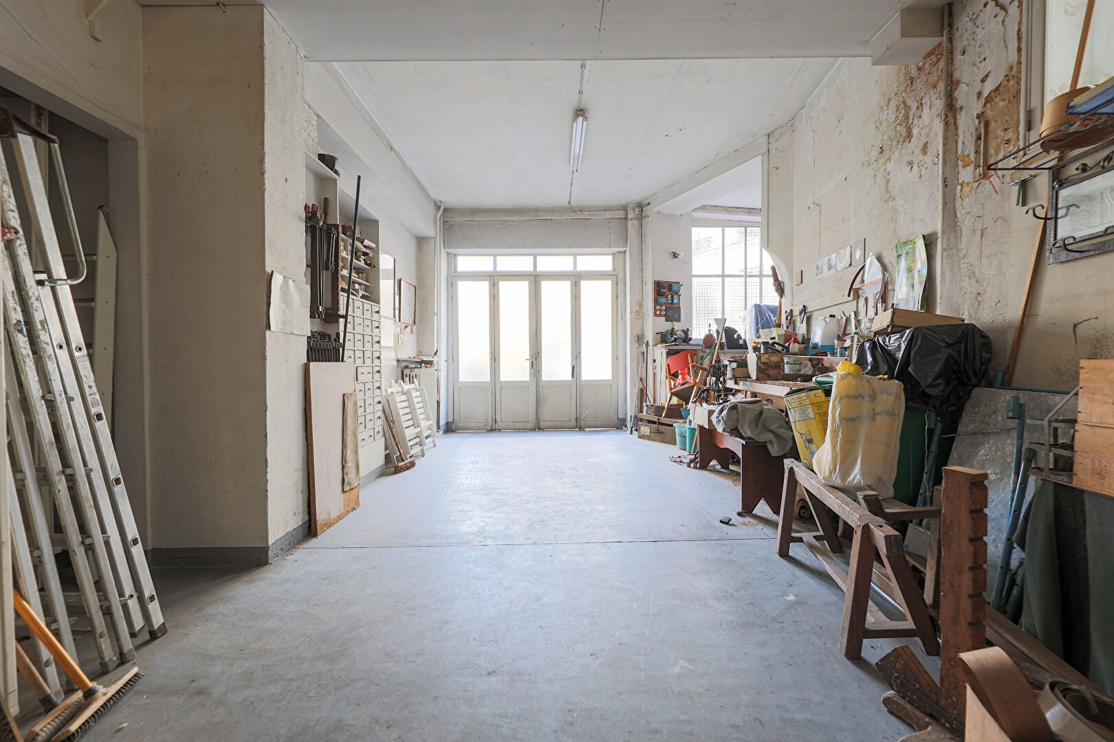 Maison rare à Montmartre : local commercial et appartement avec terrasse ! 11