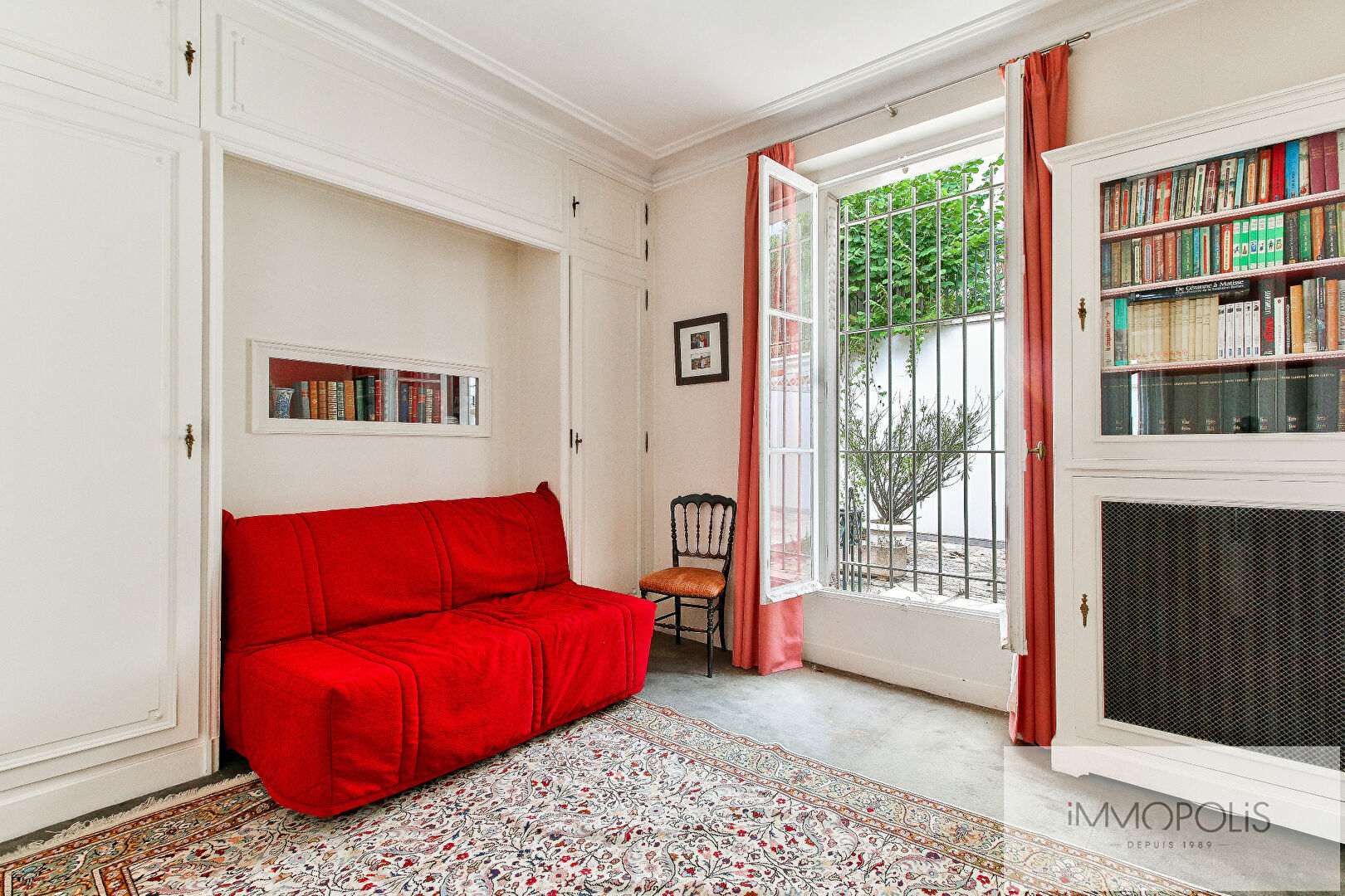 Maison rare à Montmartre : local commercial et appartement avec terrasse ! 8