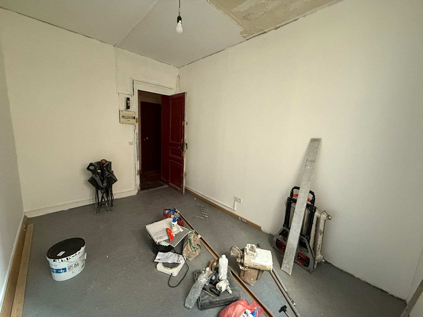 Rue des Martyrs Studio de 10,14 m² 4