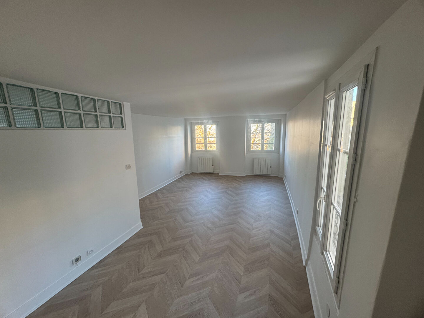 Appartement Paris 1 pièce(s) 31.58 m2 2