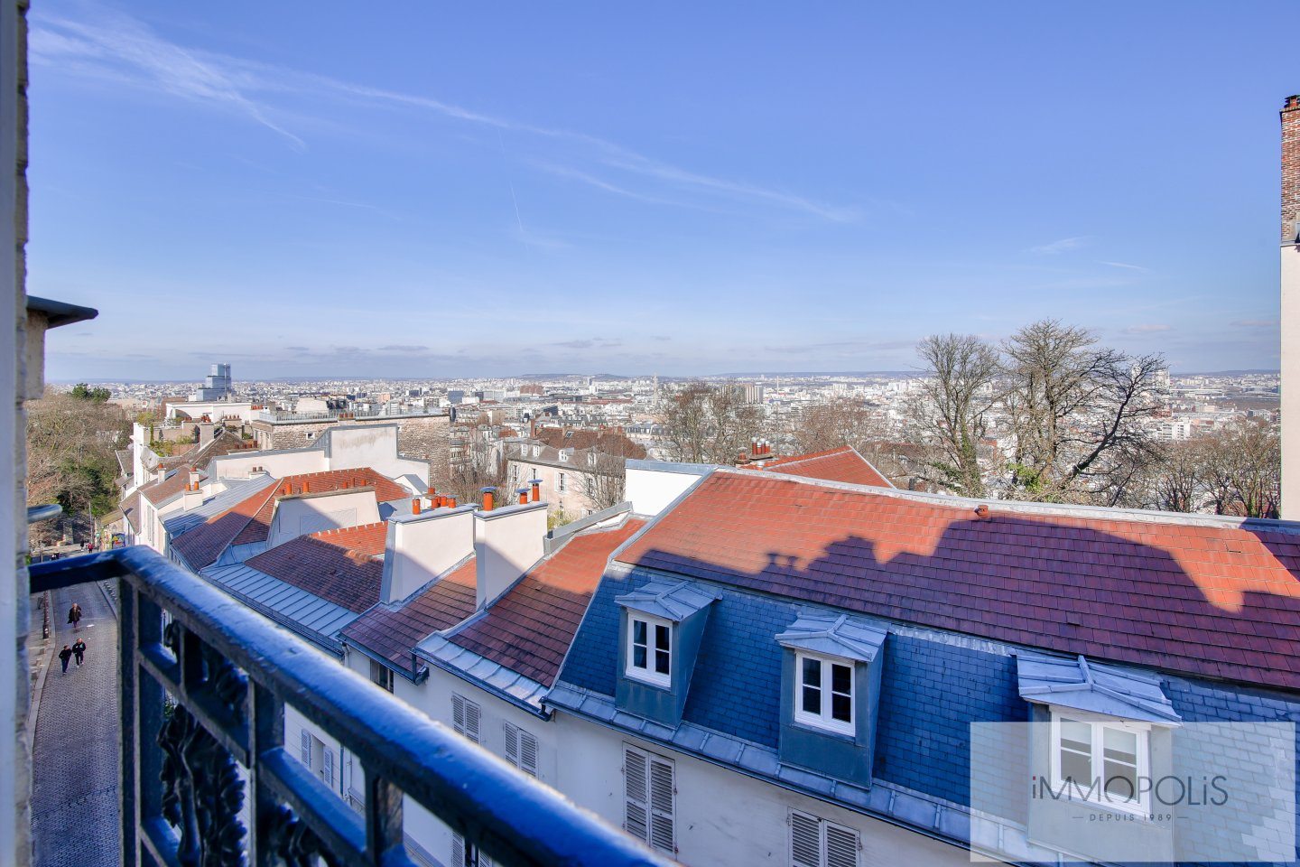 Studio avec vue dégagée rue Cortot à Montmartre. 4