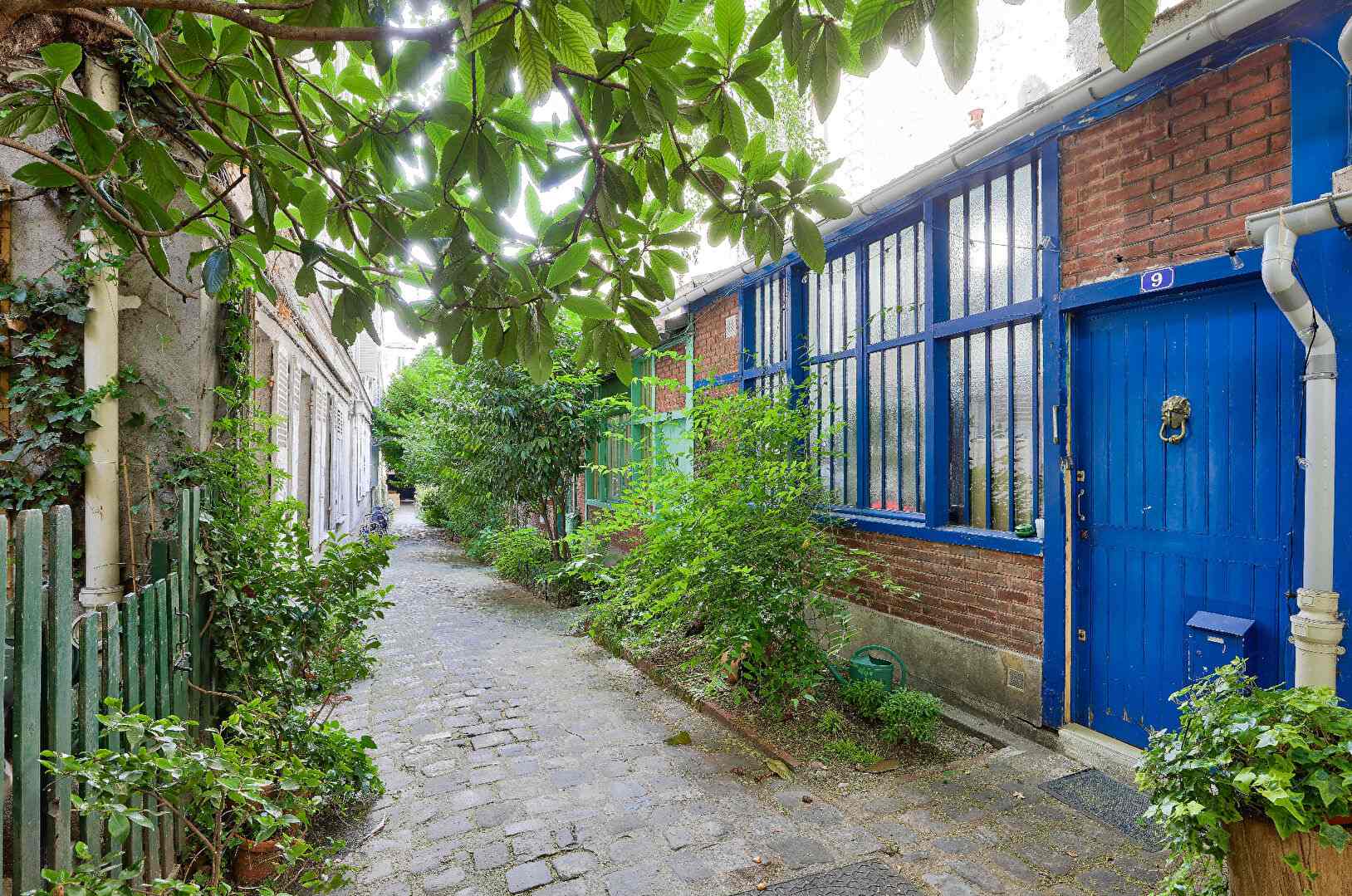 Atelier de sculpture plein de charme, avec verrières et grands volumes, au pied de Montmartre 12