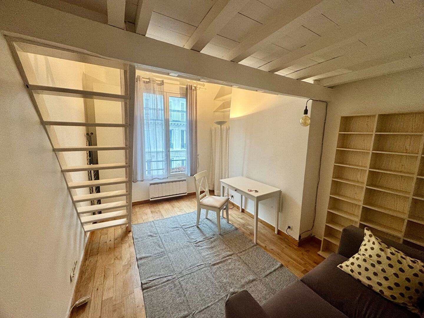 Appartement Paris 2 pièce(s) 23.80 m2 2