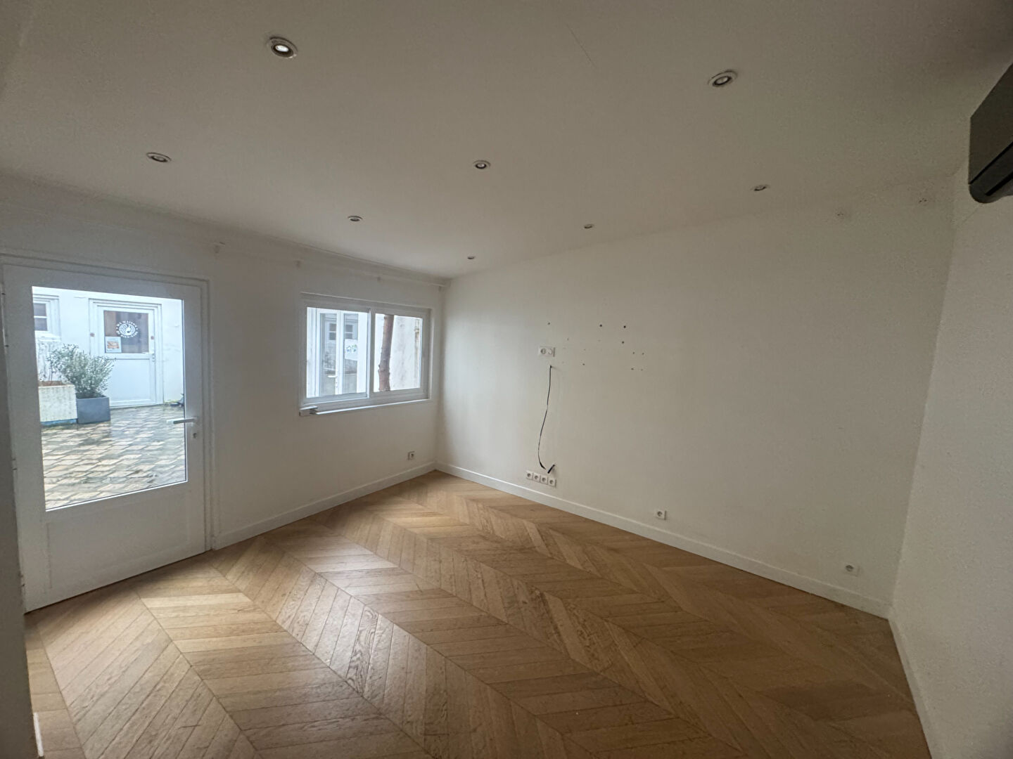 Local commercial Levallois Perret 28.72 m2 3